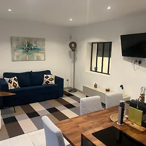 Appartement Entre Aix Et Marseille, Rognac