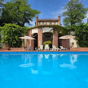 Chateau De Pys , Latrape France
